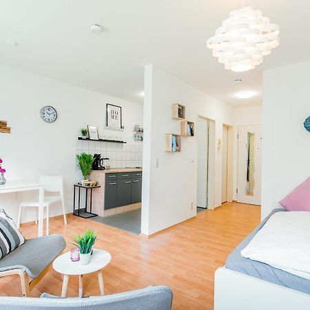 Helles Apartment In Top-Lage Mit Parkplatz マクデブルク エクステリア 写真