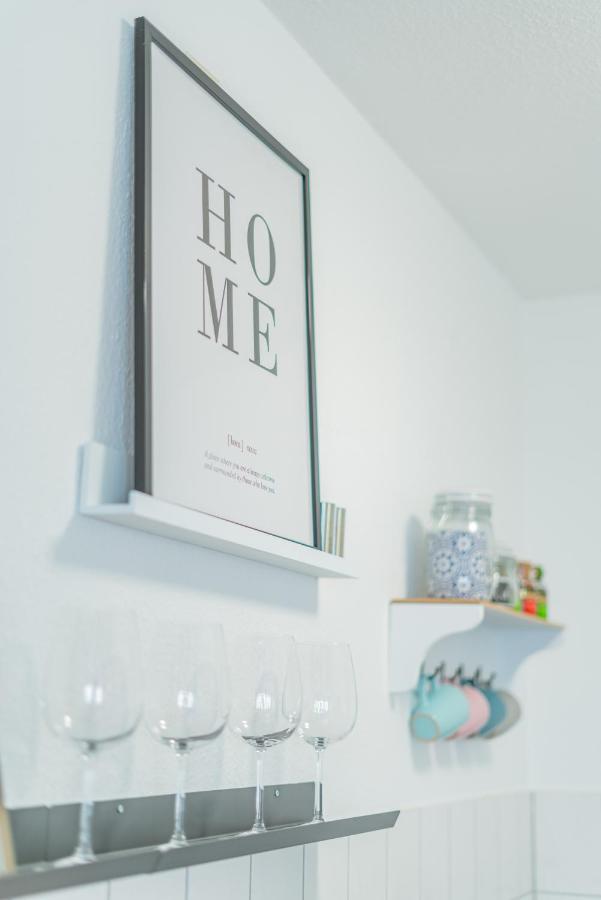 Helles Apartment In Top-Lage Mit Parkplatz マクデブルク エクステリア 写真