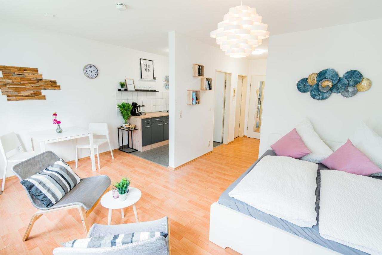 Helles Apartment In Top-Lage Mit Parkplatz マクデブルク エクステリア 写真
